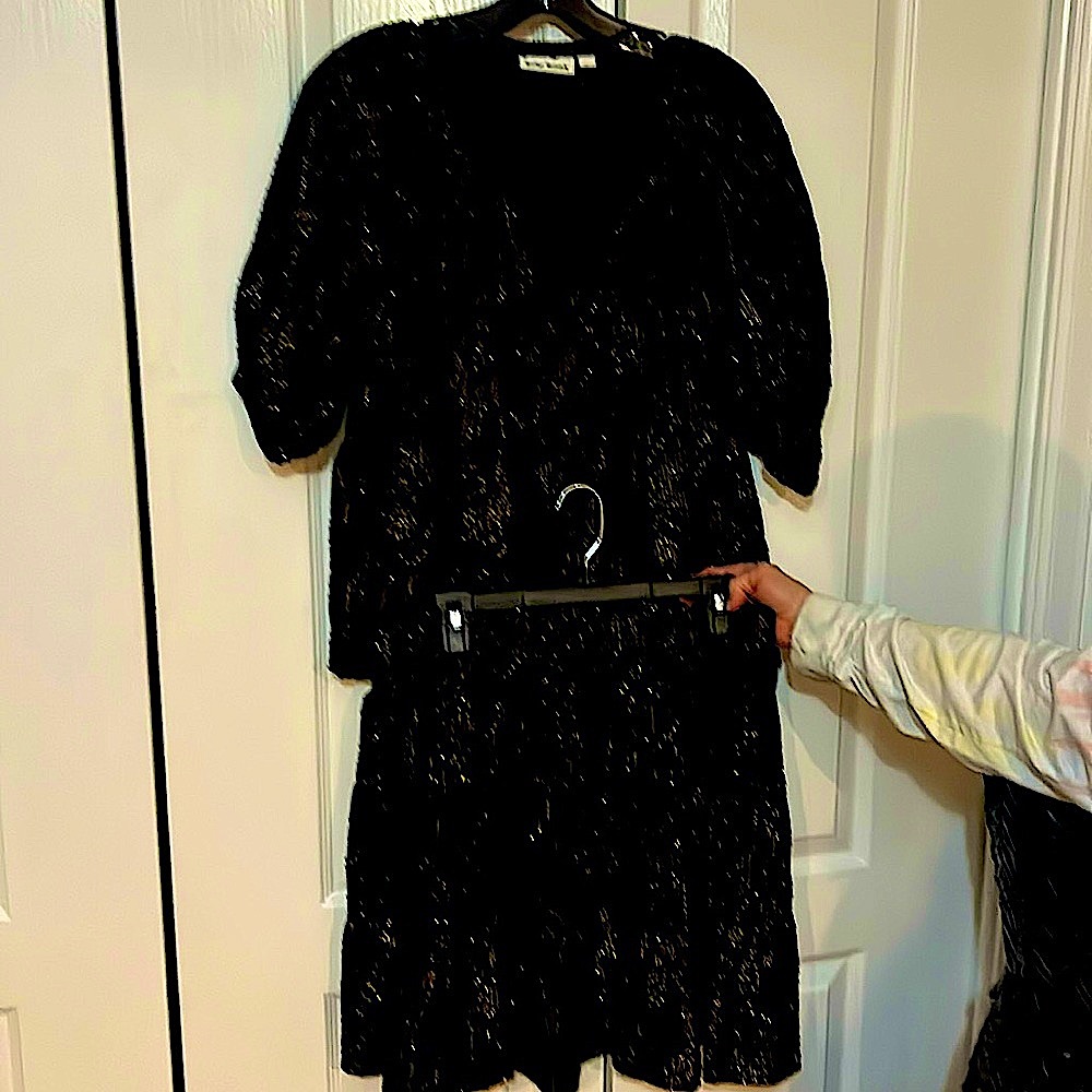 Roller Rabbit 2 piece gold and Black slit and top